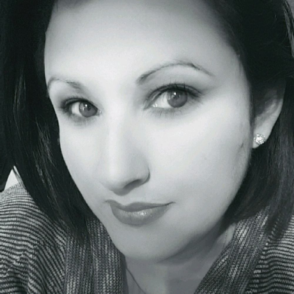 Meet your Posher, Cynthia